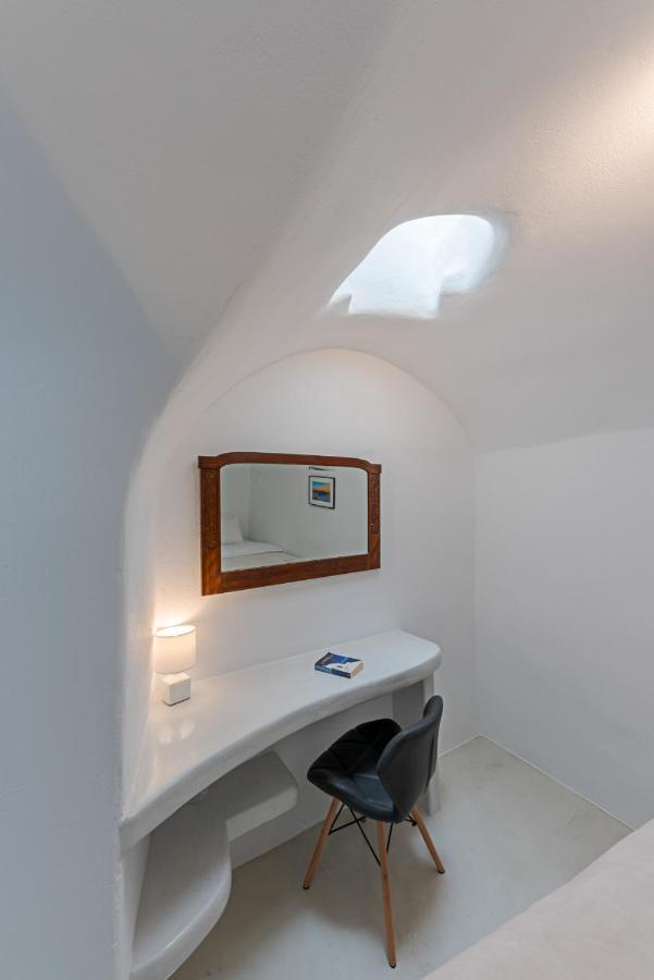Crown Of Fira Villa Firostefani Buitenkant foto